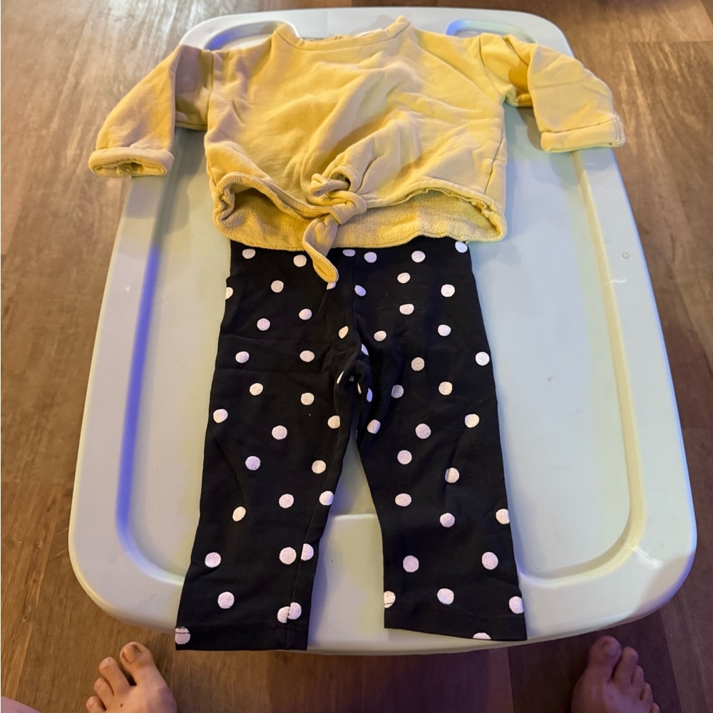 H&M Yellow Top and Black Polka Dot Leggings